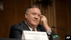 El secretario de Estado de EE.UU., Mike Pompeo, testifica sobre el presupuesto del Departamento de Estado ante la Comisión de Relaciones Exteriores del Senado en el Capitolio en Washington, D.C., el jueves, 30 de julio de 2020.