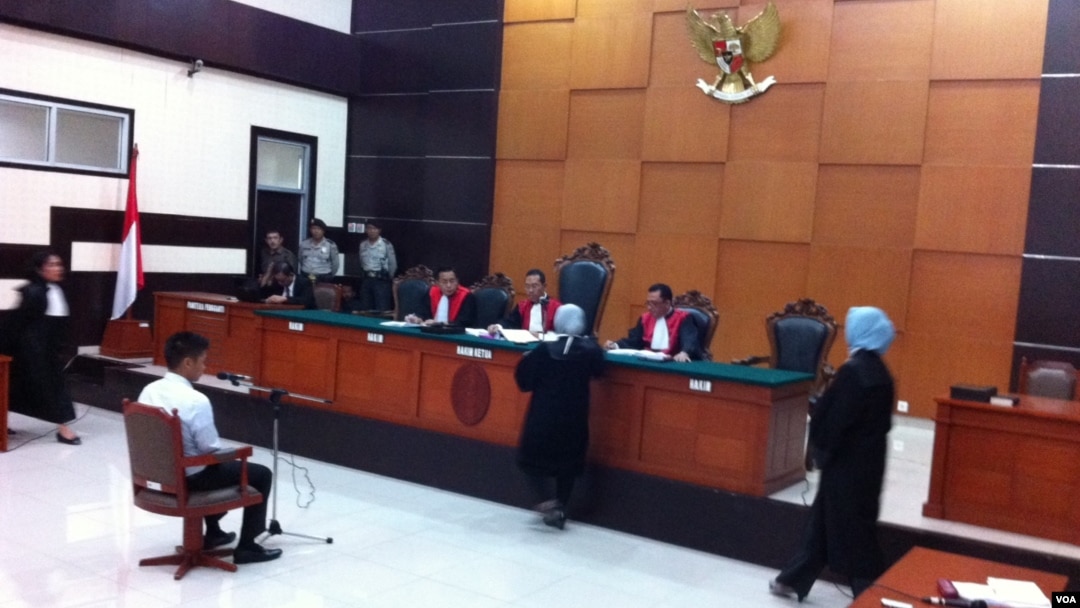 Rasyid Amrullah Rajasa saat menghadiri sidang di pengadilan negeri Jakarta Timur (VOA/Andylala).