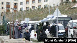 Ankara'da Umre'den dönenler öğrenci yurtlarında karantinaya alındı