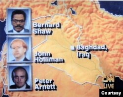 Nhóm "Những chàng trai Baghdad" gồm Bernard Shaw, John Holliman và Peter Arnett. Năm 2002, HBO đã thực hiện bộ phim truyền hình "Trực Tiếp từ Baghdad" (Live from Baghdad) dựa theo câu chuyện nhóm ký giả CNN này để nói về chức nghiệp cùng nhiệm vụ phức tạp và nguy hiểm của nghề báo. (Hình: Peter Arnett cung cấp)