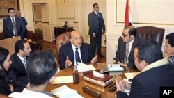 Egipto: Governo inicia aplicação de reformas políticas