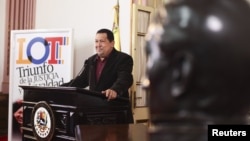 Chávez hizo el anuncio que luego fue apoyado por la Asamblea Nacional.