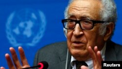 U.N.-Arab League envoy for Syria Lakhdar Brahimi addresses a news conference at the United Nations European headquarters in Geneva, Jan. 28, 2014.