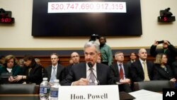 Jerome Powell, presidente de la Reserva Federal de EE.UU., dijo que la Fed no cree que las fuertes oscilaciones en el mercado accionario "tengan demasiado peso en el panorama económico, el mercado laboral y la inflación".