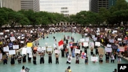 Protestos em Houston, cidade natal de George Floyd