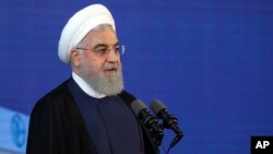 El presidente iraní, Hassan Rouhani, dijo que las acciones de Irán constituyen las medidas "mínimas" que Teherán podría adoptar un año después de la salida de Estados Unidos del acuerdo nuclear.