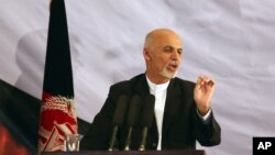 Presiden terpilih Afghanistan, Ashraf Ghani Ahmadzai saat menyampaikan sambutan kemenangannya di Kabul (22/9).