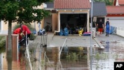 10일 독일 다뉴브 강 인근의 홍수 피해 현장. 폭우로 독일을 비롯한 중부유럽이 큰 피해를 입었다.