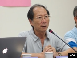 台湾[促进和平基金会] 执行长简锡堦(美国之音张永泰拍摄)