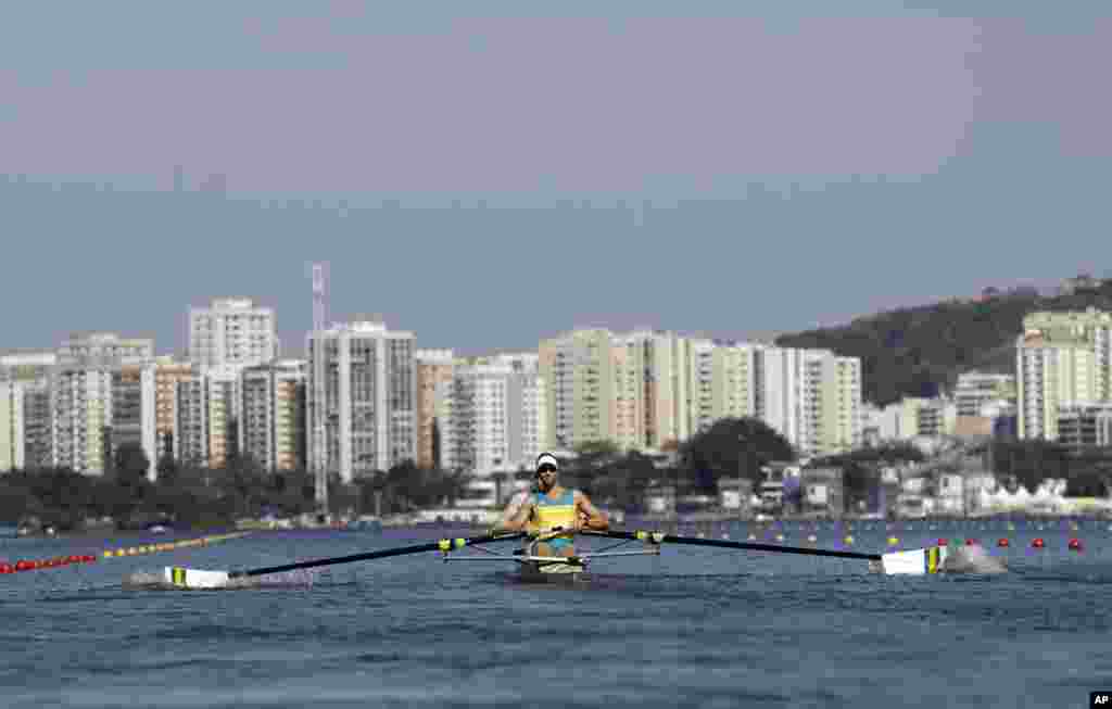 ریو گیمز کے دوران آسٹریلیا کے کھلاڑی کشتی رانی کے دوران