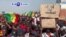 VOA60 AFIRKA: A Senegal, Dubban Mutane Sun Yi Gangamin Tunawa Da Zanga-zangar June 23, 2011