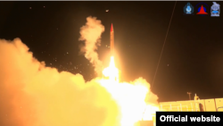 Israel dan sekutunya, Amerika berhasil menguji sistem pencegat misil "Arrow 3" hari Senin (19/2). 