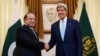 미 국무장관 파키스탄 방문...고위급 대화 재개 합의