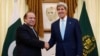 نخست وزیر پاکستان وارد واشنگتن شد 