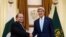 美国国务卿克里会晤巴基斯坦总理谢里夫