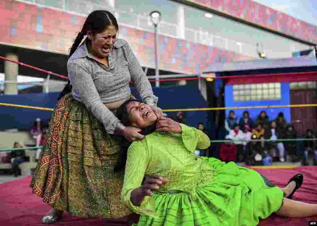 Boliviya - Qadınların güləş üzrə yarışlqarı &nbsp;