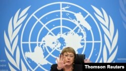 La Alta Comisionada de las Naciones Unidas para los Derechos Humanos, Michelle Bachelet, asiste a una conferencia de prensa en Ginebra, el 27 de mayo de 2021