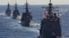 지난 2010년 태평양에서 실시된 '킨소드(Keen Sword)' 미국-일본 연합훈련에서 미국 미사일순양함 카우펜스호(USS Cowpens) 해상자위대 함정들이 이동하고 있다.