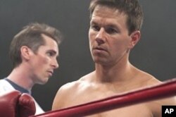 Left to right: Christian Bale plays Dicky Eklund and Mark Wahlberg plays Micky Ward in THE FIGHTER.