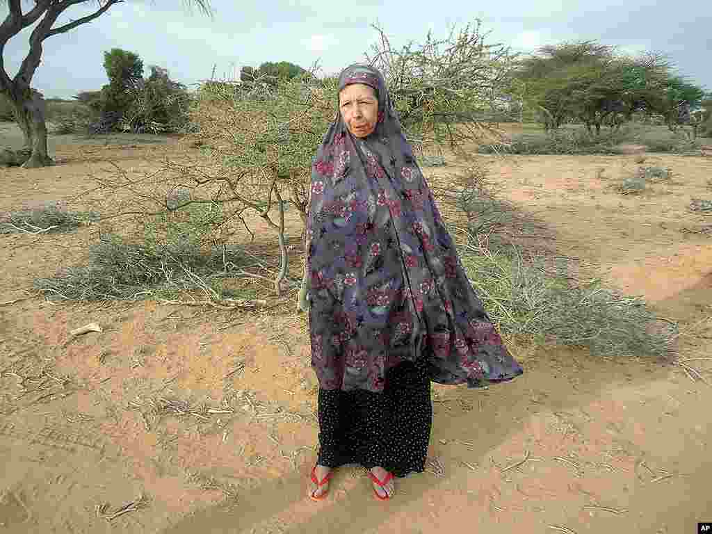 British tourist Judith Tebbutt, oo ku sugan Cadaado, March 21, 2012. (AP Photo)