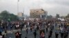 Irak Tanggapi Protes dengan Jam Malam dan Peluru Sungguhan