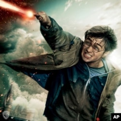 The final Harry Potter film offers grand special effects and an emotion-packed narrative.