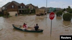 El gobierno de la ciudad informó que pondrá en marcha un sistema de alerta en 38 lugares propensos a inundaciones.