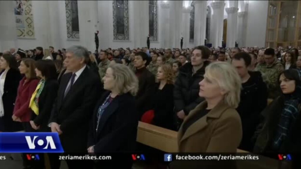 Kosova kremton Krishtlindjen