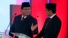 Paslon 02, Capres Prabowo Subianto dan Cawapres Sandiaga Uno, dalam acara debat perdana di Jakarta (foto: dok).