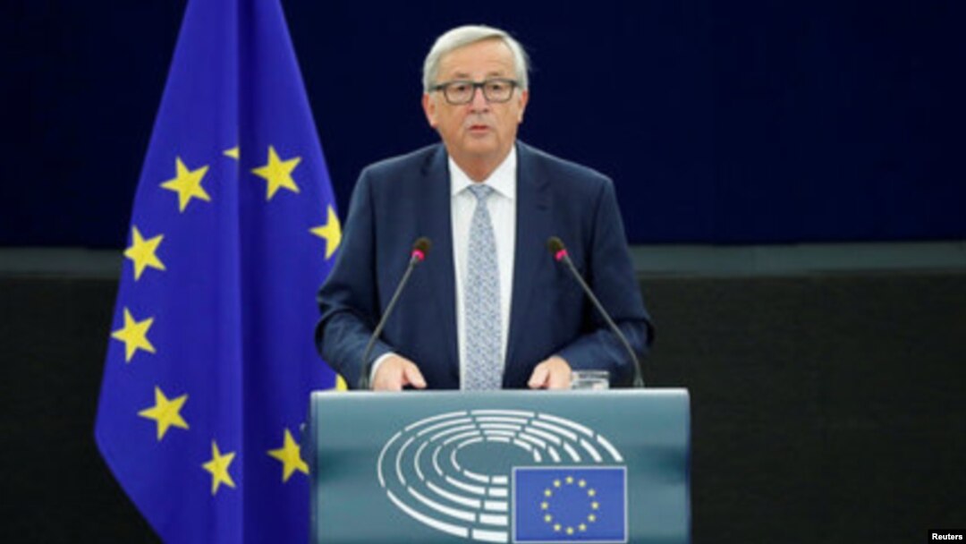 Presiden Komisi Uni Eropa, Jean-Claude Juncker memberikan pidato tahunan State of Union di Strasbourg, Perancis hari Rabu (13/9).