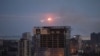Una explosión de un misil interceptado por las fuerzas ucranianas se observa en el cielo de Kiev el 21 de septiembre de 2023.