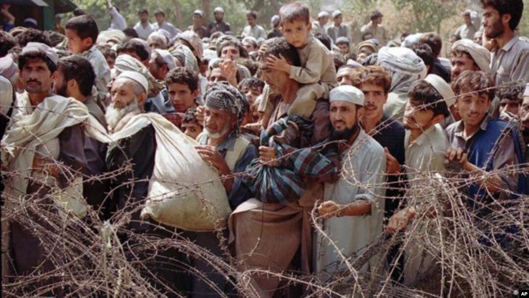  دبشري حقونو نړيوالې ډلې ايمنسټي انټرنيشنل دنهې په ورځ پخپل يو راپور کې دکابل په حکومت او بين المللي ورورولۍ ټينګار کړى چې دجګړې له امله دبې کوره شوو کسانو ستونزه دې هواره کړي.
