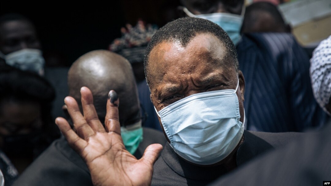 Président Denis Sassou N'Guesso nsima na koponama na Brazzaville, 21 mars 2021.