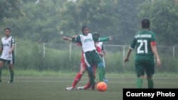 Pesepakbola wanita berhijab asal Sumatera Utara, Nurhayati. (Foto courtesy: Nurhayati)