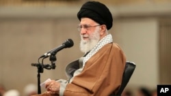 Lãnh đạo tối cao Iran Ayatollah Ali Khamenei.