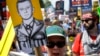 Protesters Support Soldier Ahead of WikiLeaks Court-Martial