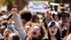 EEUU: Miles de estudiantes recuerdan aniversario de tiroteo en Columbine