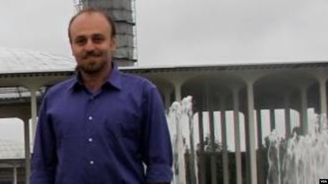 Arash Salih