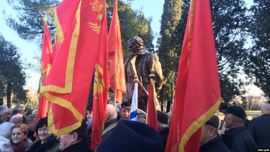 Spomenik Josipu Brozu Titu u Podgorici