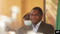 Le président élu Hakainde Hichilema lors d'une conférence de presse dans sa résidence de Lusaka, en Zambie, le 16 août 2021.