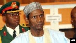 Nigerian President Umaru Yar'Adu (file photo)