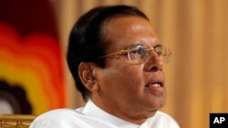 Presiden Sri Lanka Maithripala saat diwawancarai kantor Associated Press di kediamannya di Colombo, Sri Lanka, Selasa, 7 Mei 2019. 