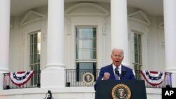 조 바이든 미국 대통령이 4일 백악관에서 열린 독립기념일 행사에서 연설했다.