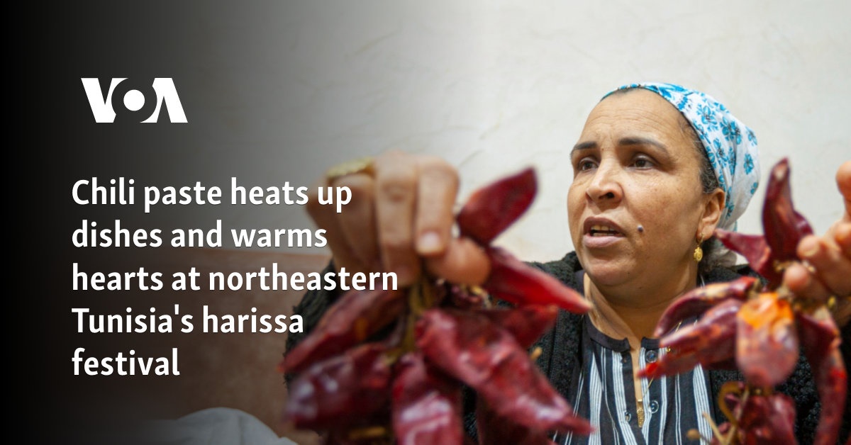 Chili paste heats up dishes and warms hearts at northeastern Tunisia's harissa festival