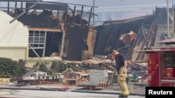 El desplome de un techo causó la muerte de los cuatro bomberos. 