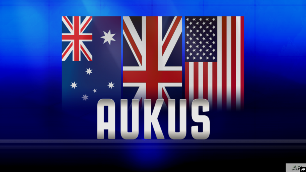 澳、美、英三国领导人在9月15日联合发表声明，宣布建立“澳英美三国安全伙伴协议”(AUKUS).(photo:VOA)