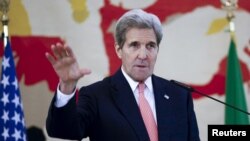 លោក​រដ្ឋ​មន្រ្តី​ការបរទេស​ John Kerry និយាយ​នៅ​ក្នុង​អំឡុង​ពេល​កិច្ច​ប្រជុំ​ក្នុង​ទីក្រុង​រ៉ូម​ ប្រទេស​អ៊ីតាលី​ កាល​ពី​ថ្ងៃ​ទី​១៣​ ខែ​ធ្នូ​ ឆ្នាំ​២០១៥។​