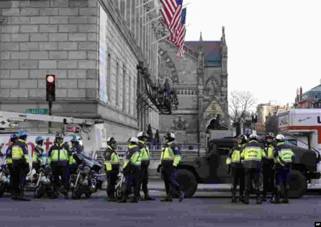 Qaraxyadii shalay lagu weeraray orodka caanka ah Boston Marathon.