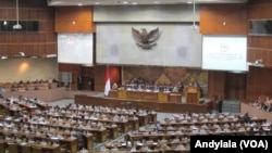 Sidang Paripurna DPR RI di Gedung MPR/DPR RI Jakarta, 30 Oktober 2015 (Foto: dok).