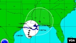 El sistema se ha organizado y se convirtió en la tormenta tropical Lee, y afectará las costas de Luisiana durante el fin de semana.